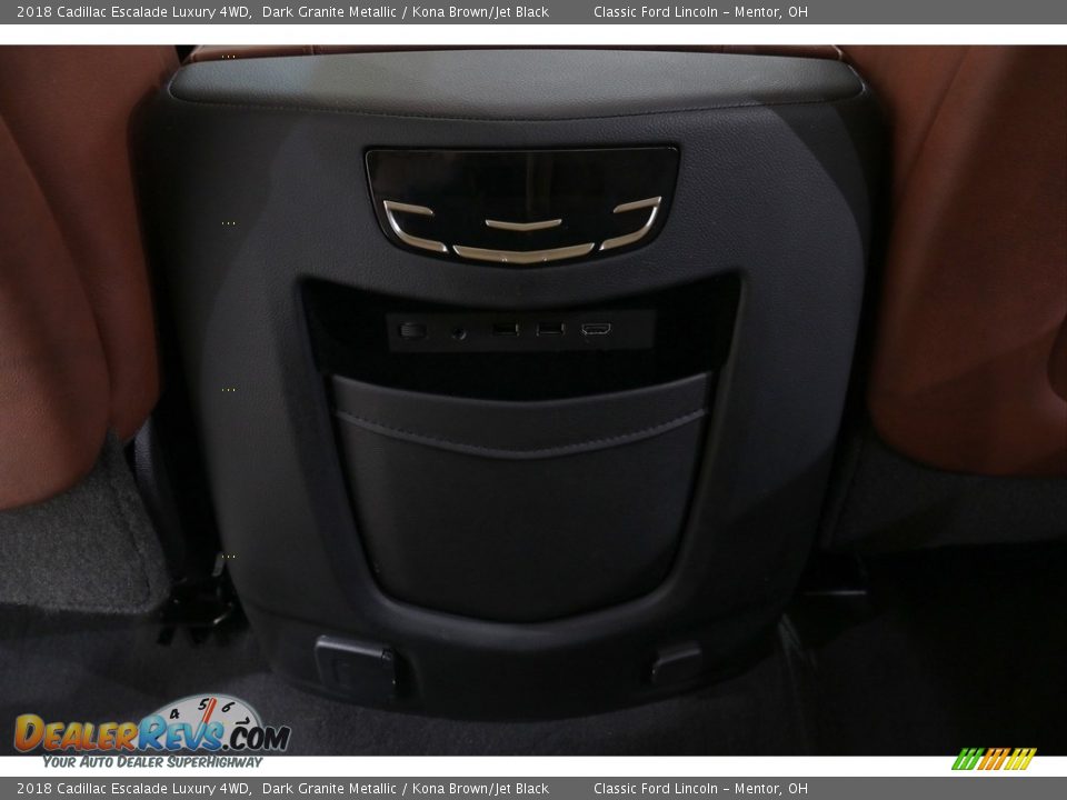 2018 Cadillac Escalade Luxury 4WD Dark Granite Metallic / Kona Brown/Jet Black Photo #31
