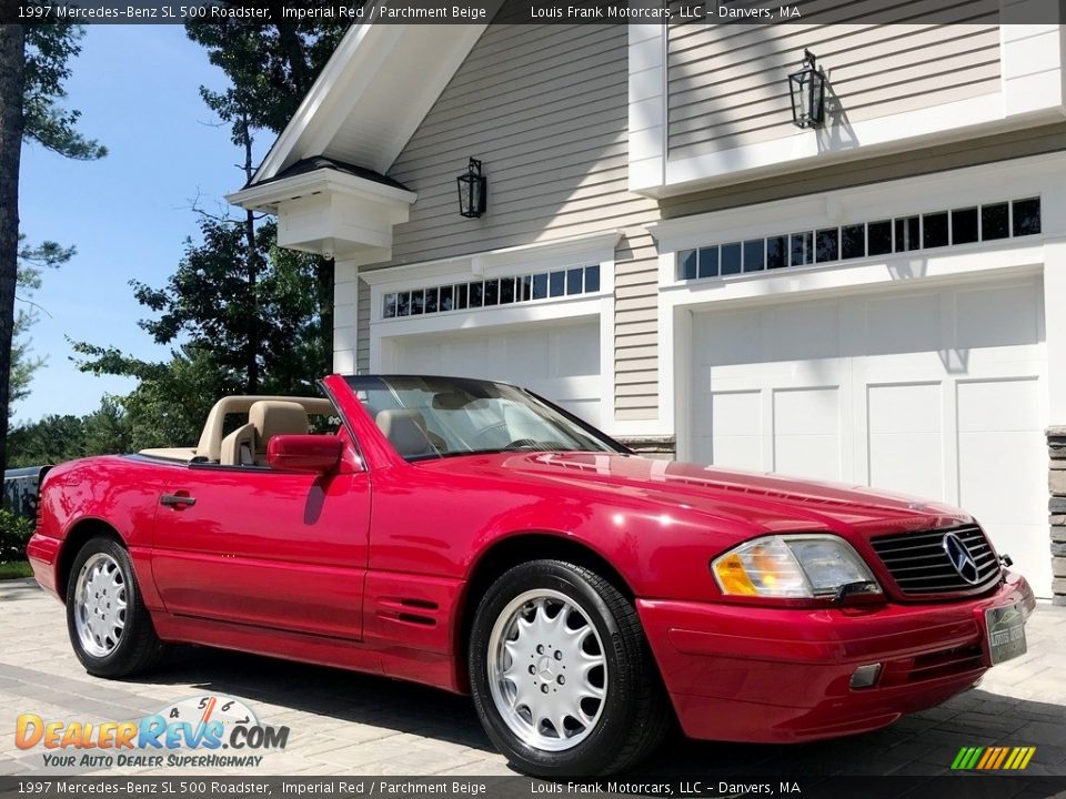 Front 3/4 View of 1997 Mercedes-Benz SL 500 Roadster Photo #5