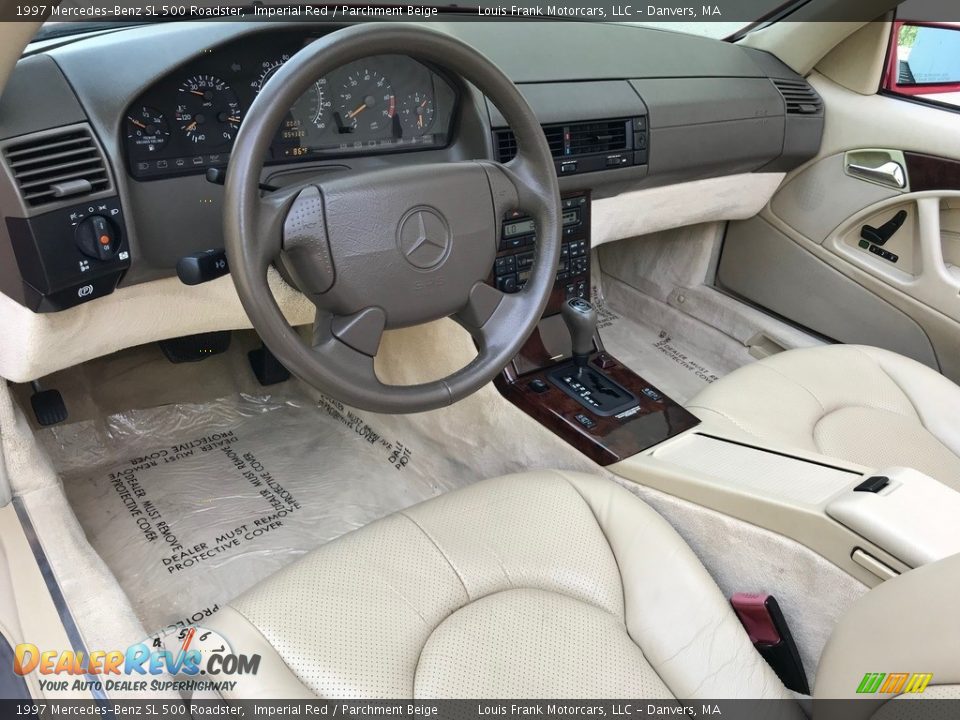 Parchment Beige Interior - 1997 Mercedes-Benz SL 500 Roadster Photo #10