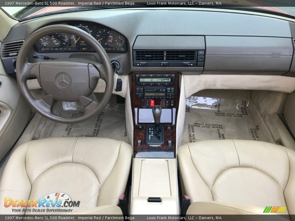 Dashboard of 1997 Mercedes-Benz SL 500 Roadster Photo #11