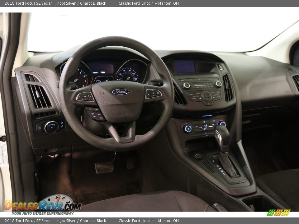 2018 Ford Focus SE Sedan Ingot Silver / Charcoal Black Photo #7