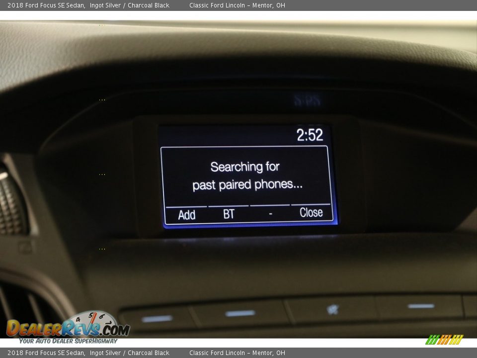 2018 Ford Focus SE Sedan Ingot Silver / Charcoal Black Photo #12