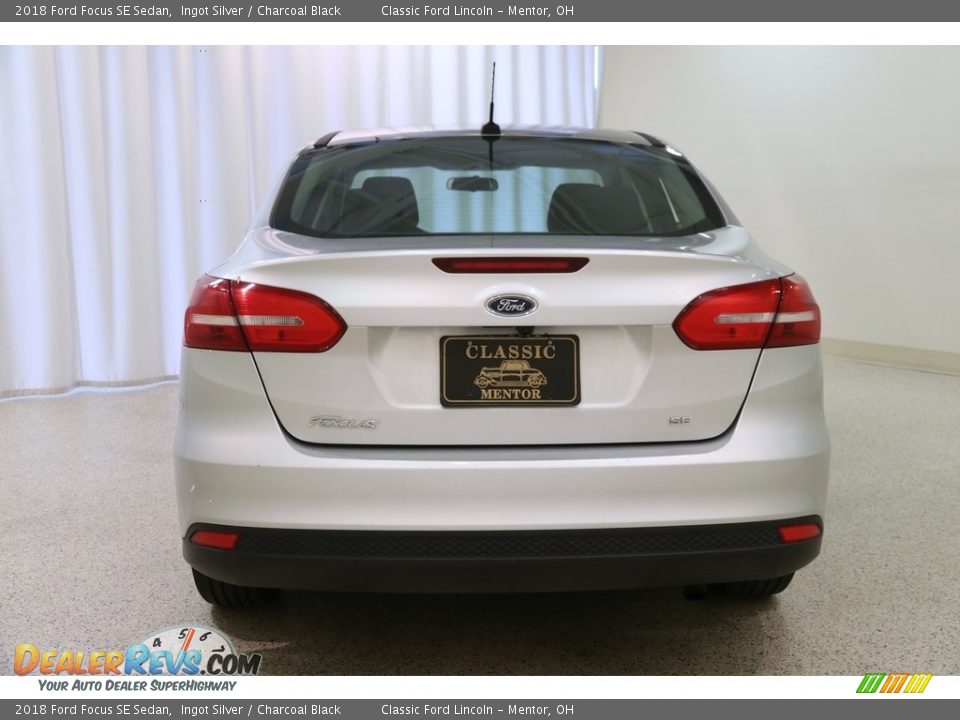 2018 Ford Focus SE Sedan Ingot Silver / Charcoal Black Photo #17