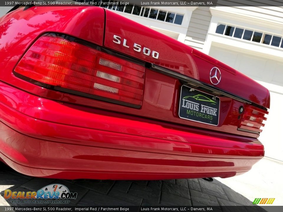 1997 Mercedes-Benz SL 500 Roadster Imperial Red / Parchment Beige Photo #28
