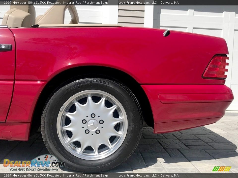 1997 Mercedes-Benz SL 500 Roadster Imperial Red / Parchment Beige Photo #33