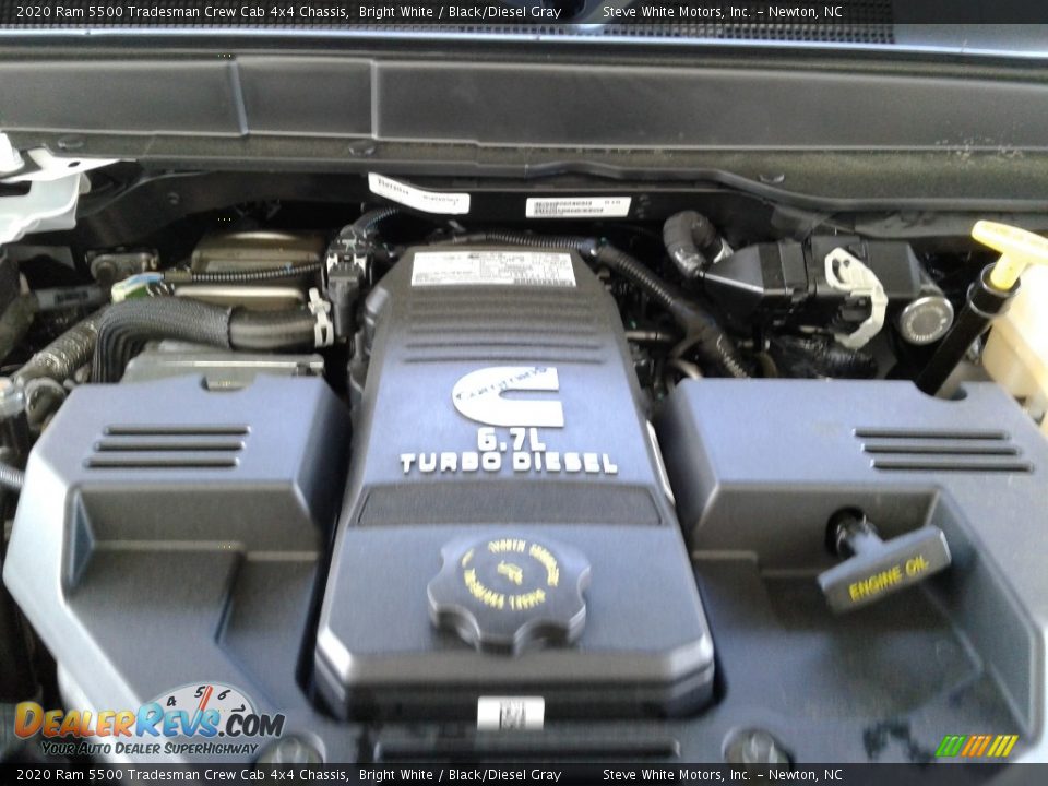 2020 Ram 5500 Tradesman Crew Cab 4x4 Chassis 6.7 Liter OHV 24-Valve Cummins Turbo-Diesel Inline 6 Cylinder Engine Photo #9
