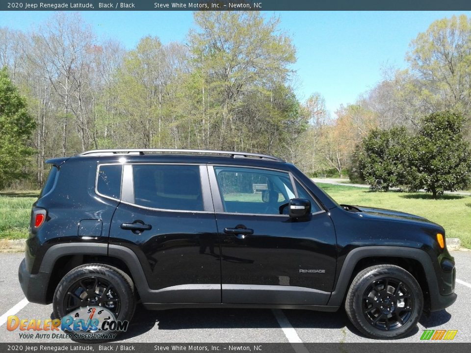 2020 Jeep Renegade Latitude Black / Black Photo #5