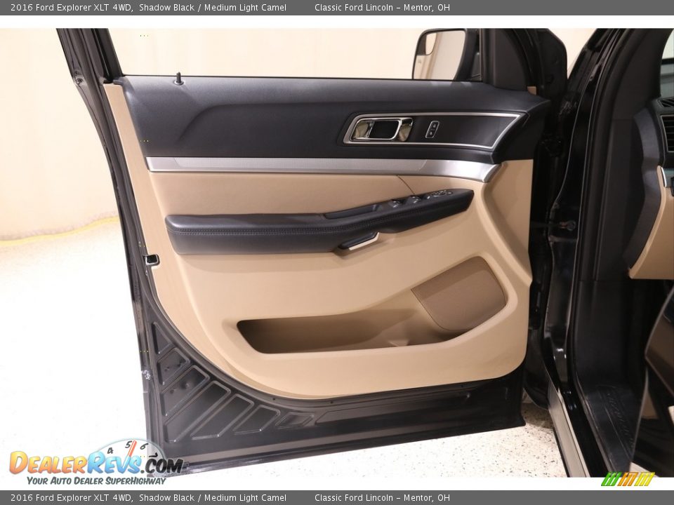 2016 Ford Explorer XLT 4WD Shadow Black / Medium Light Camel Photo #4