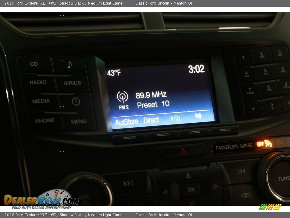 2016 Ford Explorer XLT 4WD Shadow Black / Medium Light Camel Photo #9
