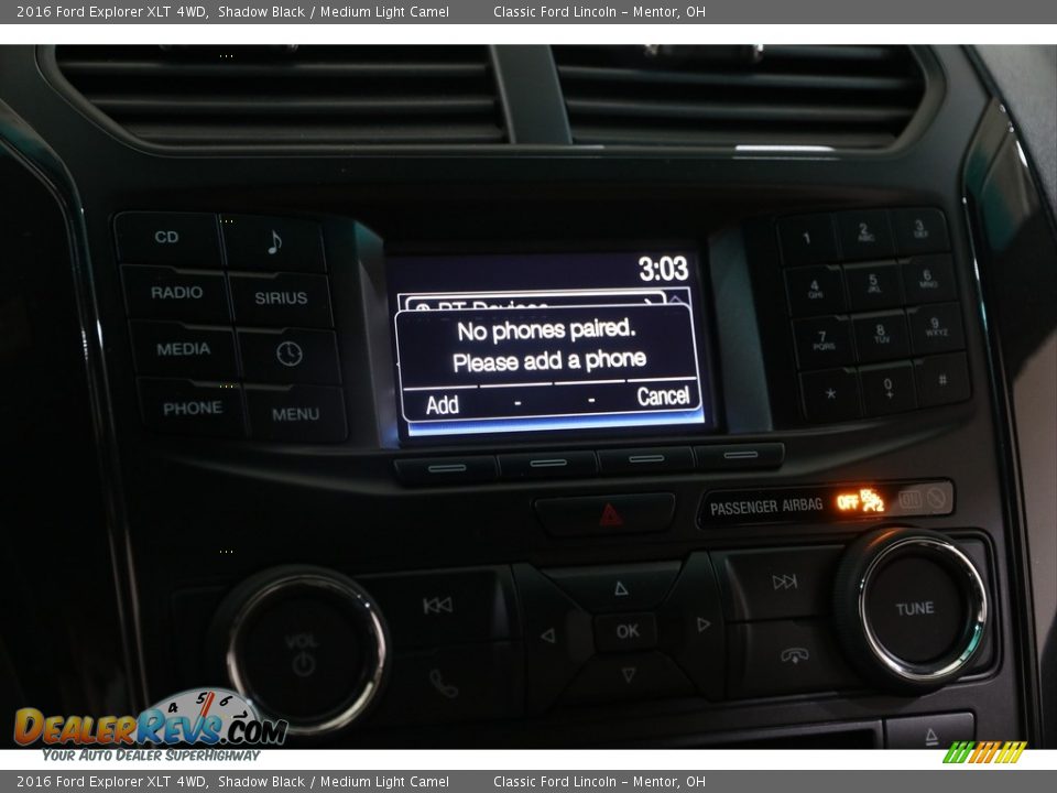 2016 Ford Explorer XLT 4WD Shadow Black / Medium Light Camel Photo #10
