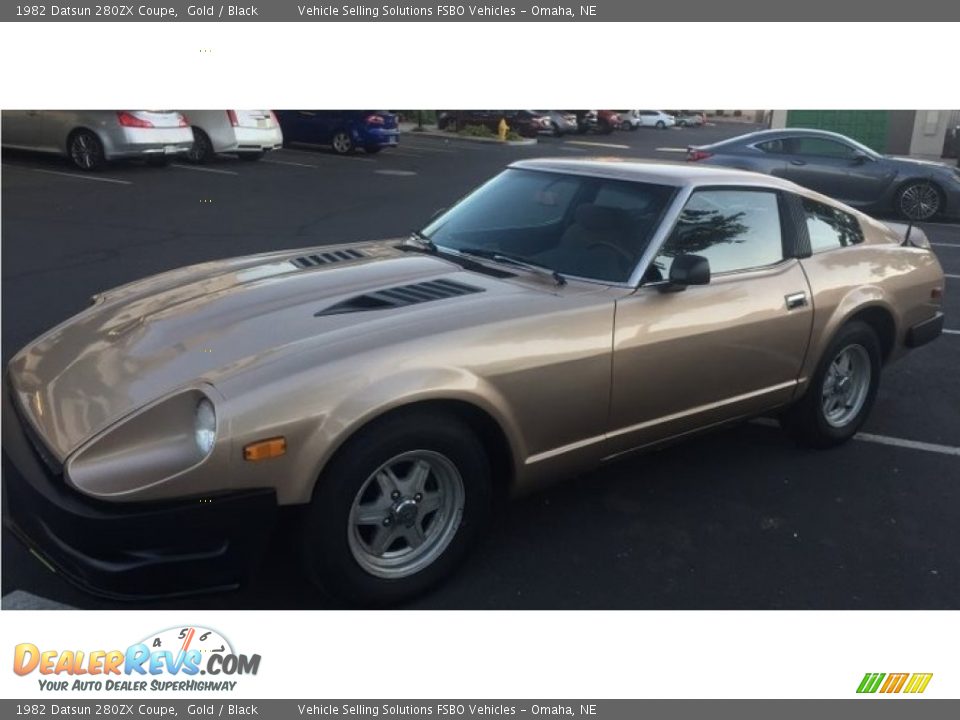 1982 Datsun 280ZX Coupe Gold / Black Photo #1