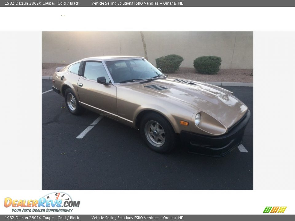 1982 Datsun 280ZX Coupe Gold / Black Photo #12