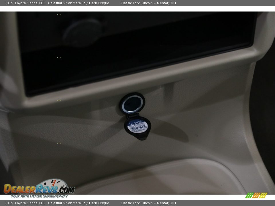 2019 Toyota Sienna XLE Celestial Silver Metallic / Dark Bisque Photo #20