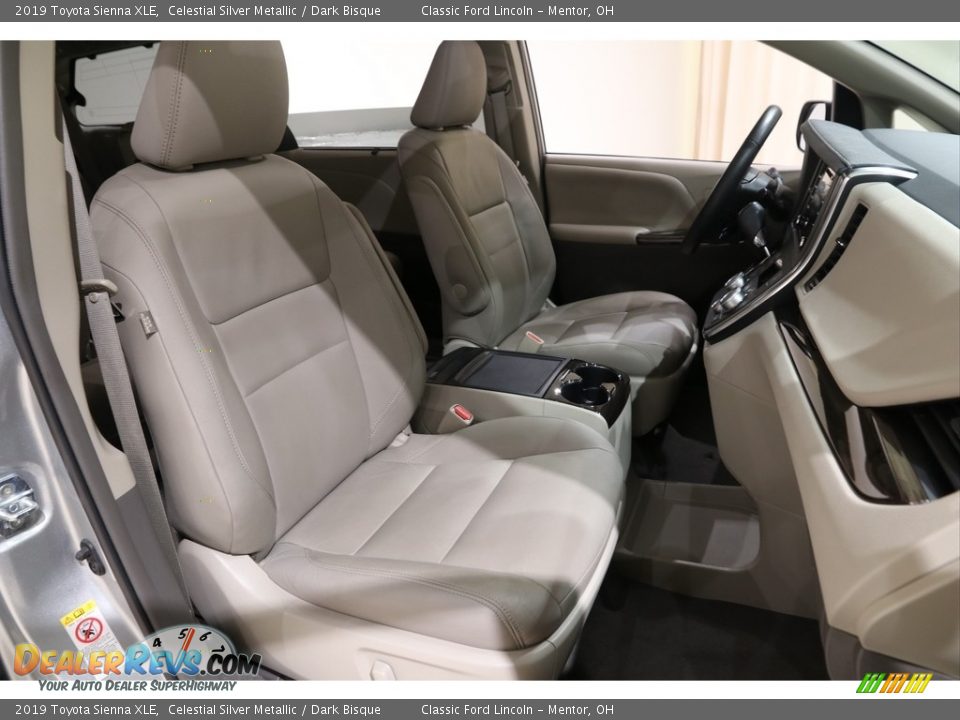 2019 Toyota Sienna XLE Celestial Silver Metallic / Dark Bisque Photo #22