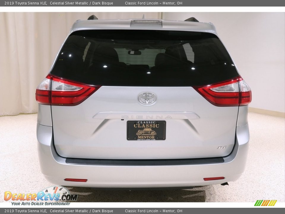 2019 Toyota Sienna XLE Celestial Silver Metallic / Dark Bisque Photo #28
