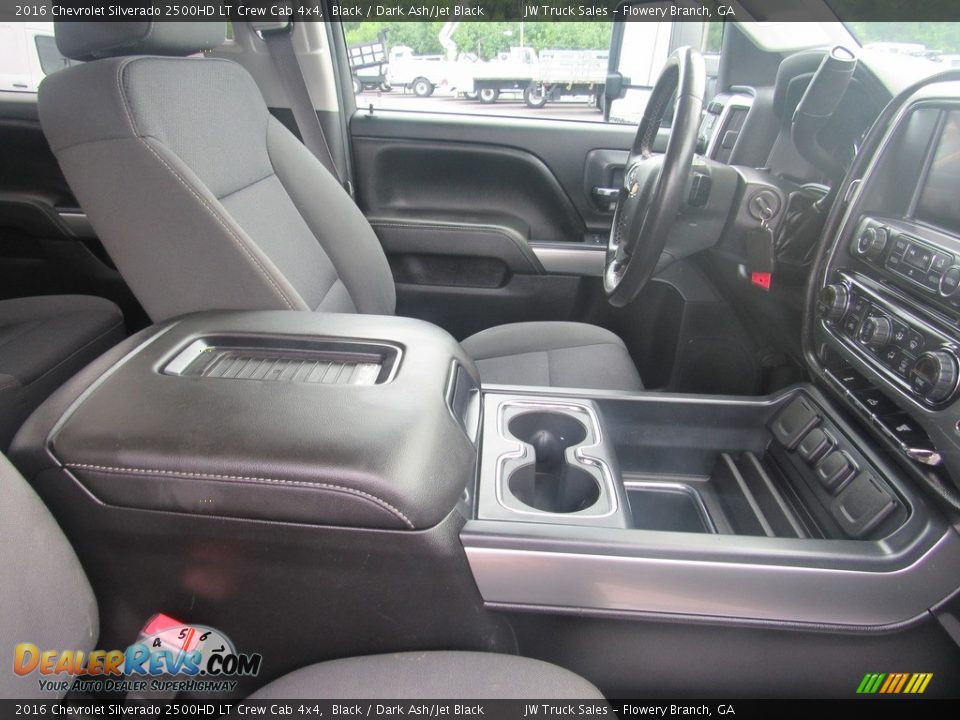 Front Seat of 2016 Chevrolet Silverado 2500HD LT Crew Cab 4x4 Photo #17