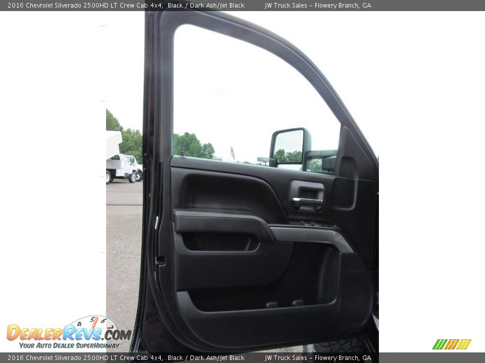 2016 Chevrolet Silverado 2500HD LT Crew Cab 4x4 Black / Dark Ash/Jet Black Photo #24
