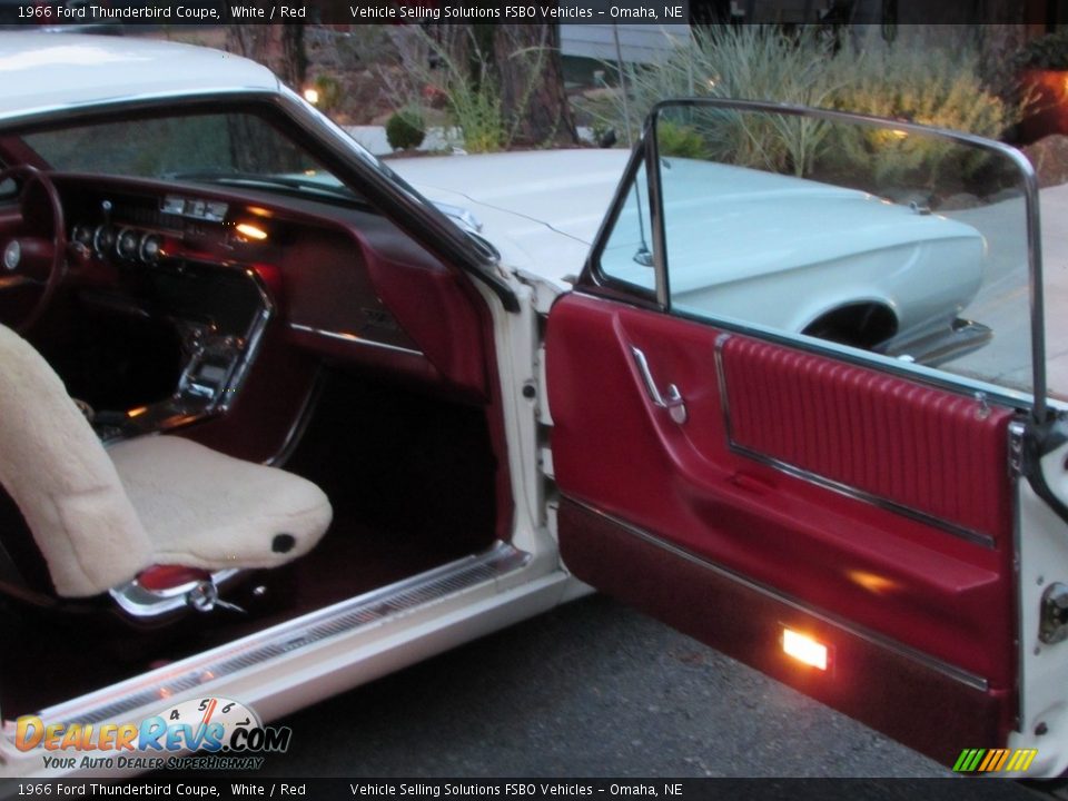 1966 Ford Thunderbird Coupe White / Red Photo #5