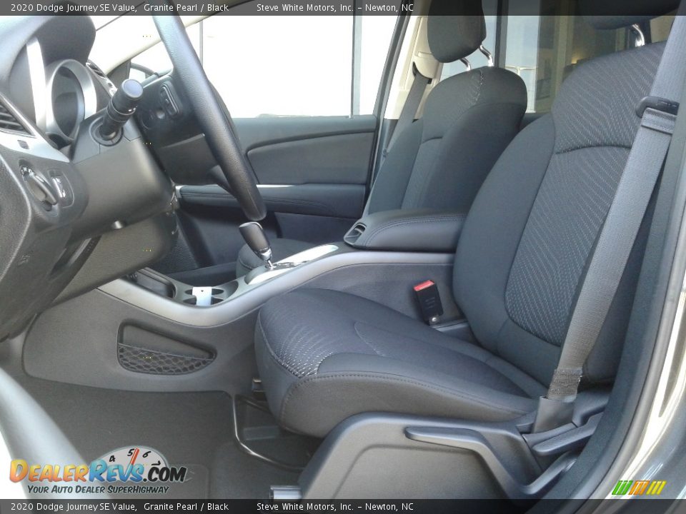 2020 Dodge Journey SE Value Granite Pearl / Black Photo #10