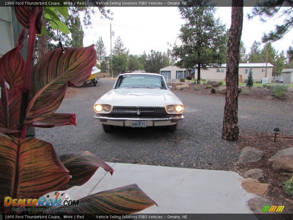 1966 Ford Thunderbird Coupe White / Red Photo #16