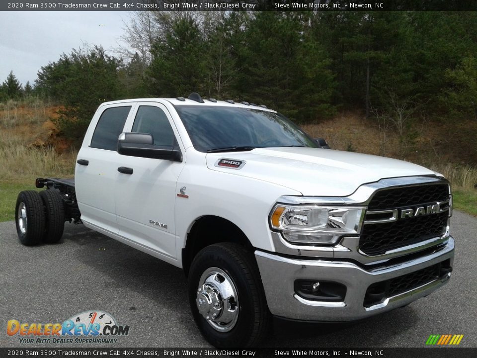 2020 Ram 3500 Tradesman Crew Cab 4x4 Chassis Bright White / Black/Diesel Gray Photo #4