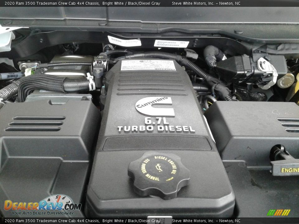 2020 Ram 3500 Tradesman Crew Cab 4x4 Chassis Bright White / Black/Diesel Gray Photo #9