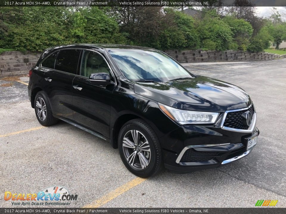 Front 3/4 View of 2017 Acura MDX SH-AWD Photo #10