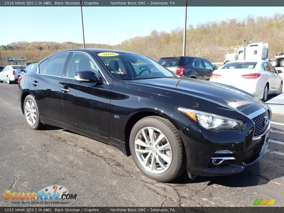 Front 3/4 View of 2016 Infiniti Q50 2.0t AWD Photo #4