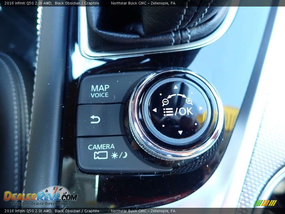 Controls of 2016 Infiniti Q50 2.0t AWD Photo #29
