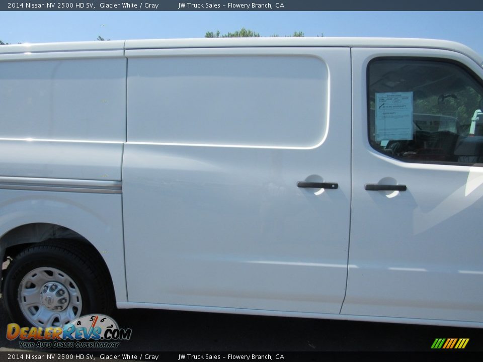 2014 Nissan NV 2500 HD SV Glacier White / Gray Photo #13