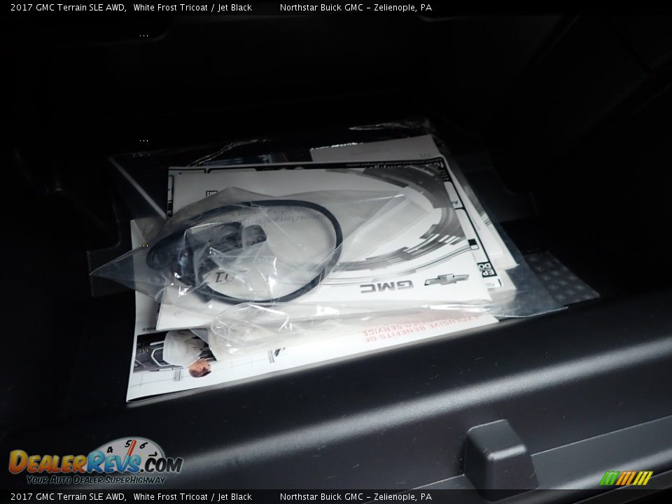 2017 GMC Terrain SLE AWD White Frost Tricoat / Jet Black Photo #29