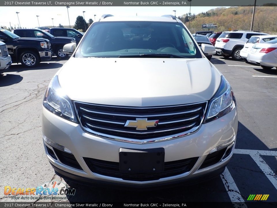 2017 Chevrolet Traverse LT Champagne Silver Metallic / Ebony Photo #3