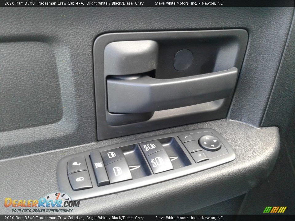 2020 Ram 3500 Tradesman Crew Cab 4x4 Bright White / Black/Diesel Gray Photo #11