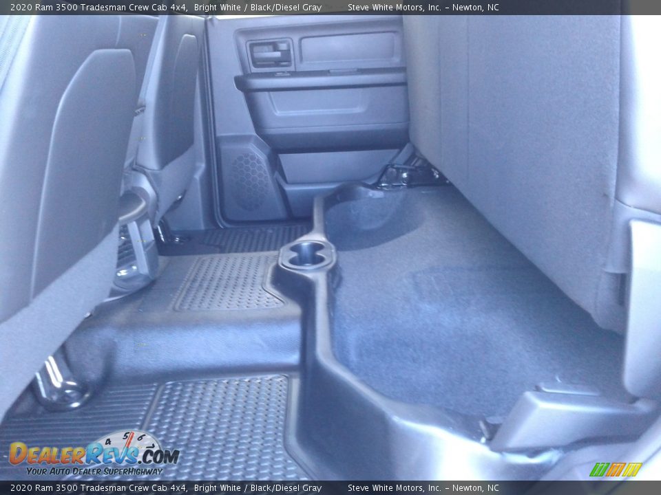 2020 Ram 3500 Tradesman Crew Cab 4x4 Bright White / Black/Diesel Gray Photo #13