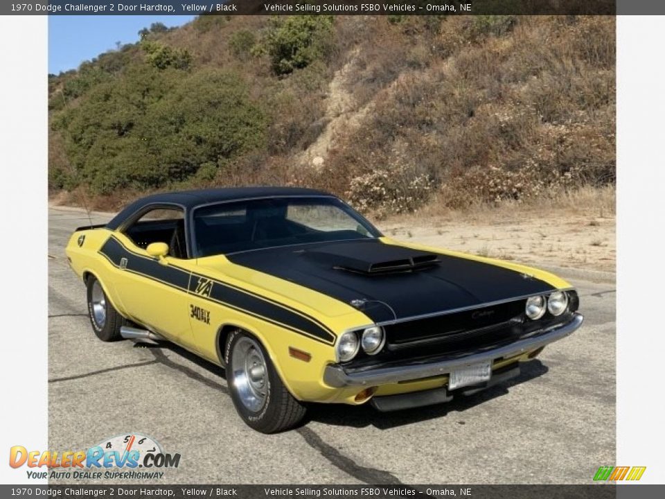 1970 Dodge Challenger 2 Door Hardtop Yellow / Black Photo #7