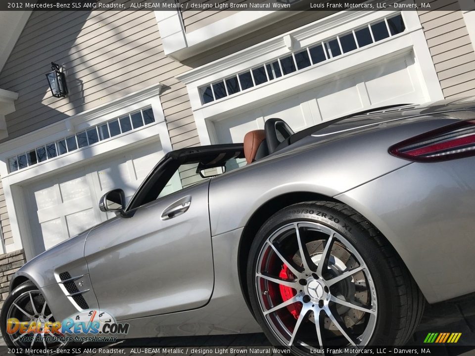 2012 Mercedes-Benz SLS AMG Roadster ALU-BEAM Metallic / designo Light Brown Natural Woven Photo #21