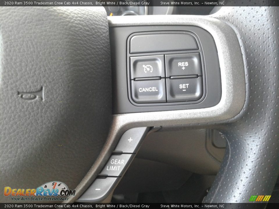 2020 Ram 3500 Tradesman Crew Cab 4x4 Chassis Bright White / Black/Diesel Gray Photo #17