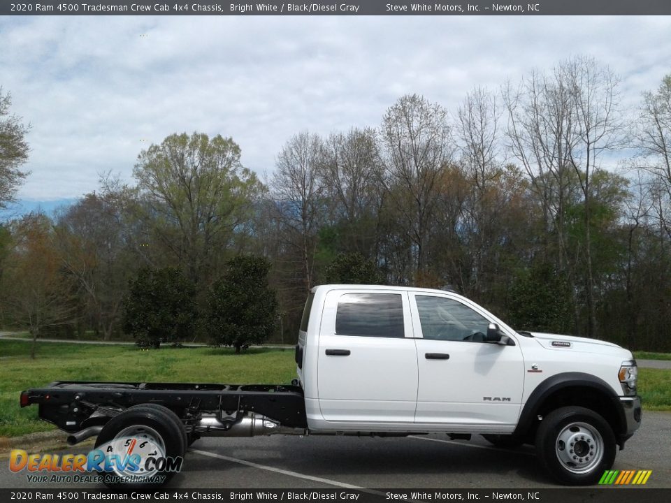 2020 Ram 4500 Tradesman Crew Cab 4x4 Chassis Bright White / Black/Diesel Gray Photo #5