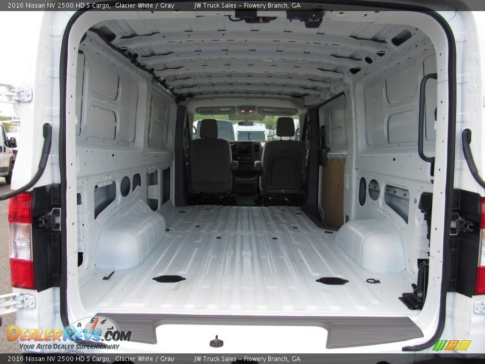 2016 Nissan NV 2500 HD S Cargo Glacier White / Gray Photo #12