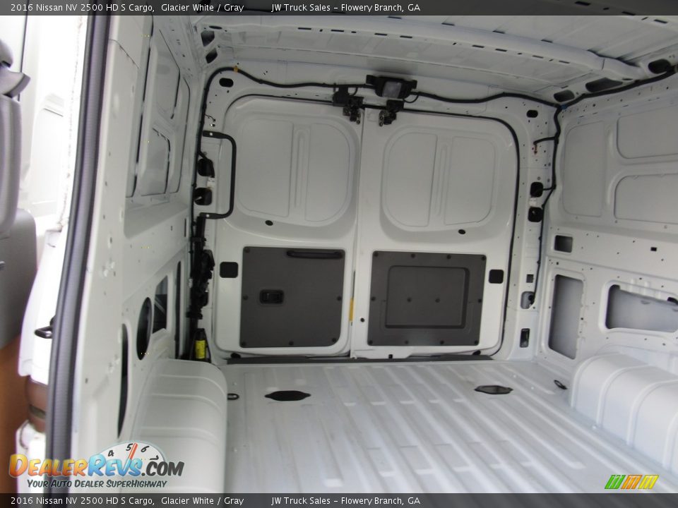 2016 Nissan NV 2500 HD S Cargo Glacier White / Gray Photo #17