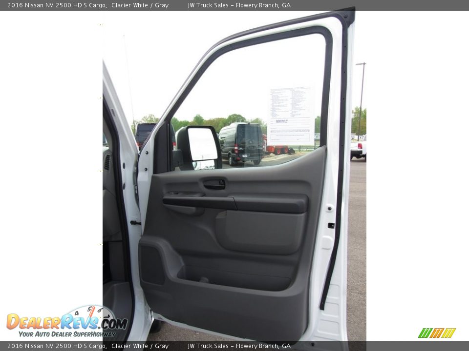 2016 Nissan NV 2500 HD S Cargo Glacier White / Gray Photo #18