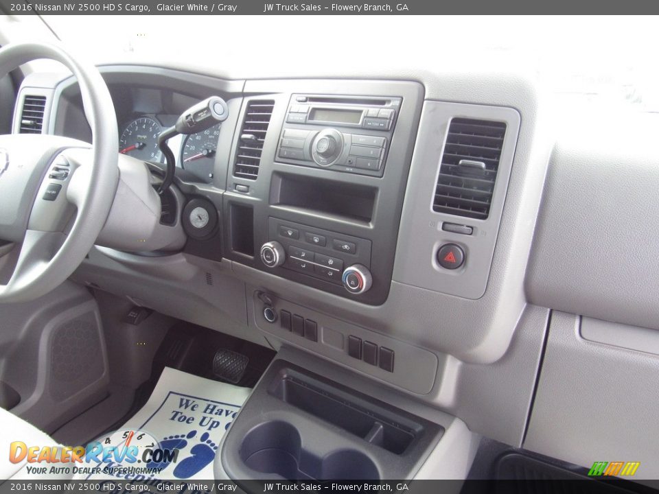 Controls of 2016 Nissan NV 2500 HD S Cargo Photo #24