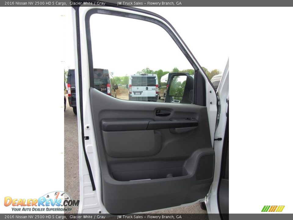 2016 Nissan NV 2500 HD S Cargo Glacier White / Gray Photo #30