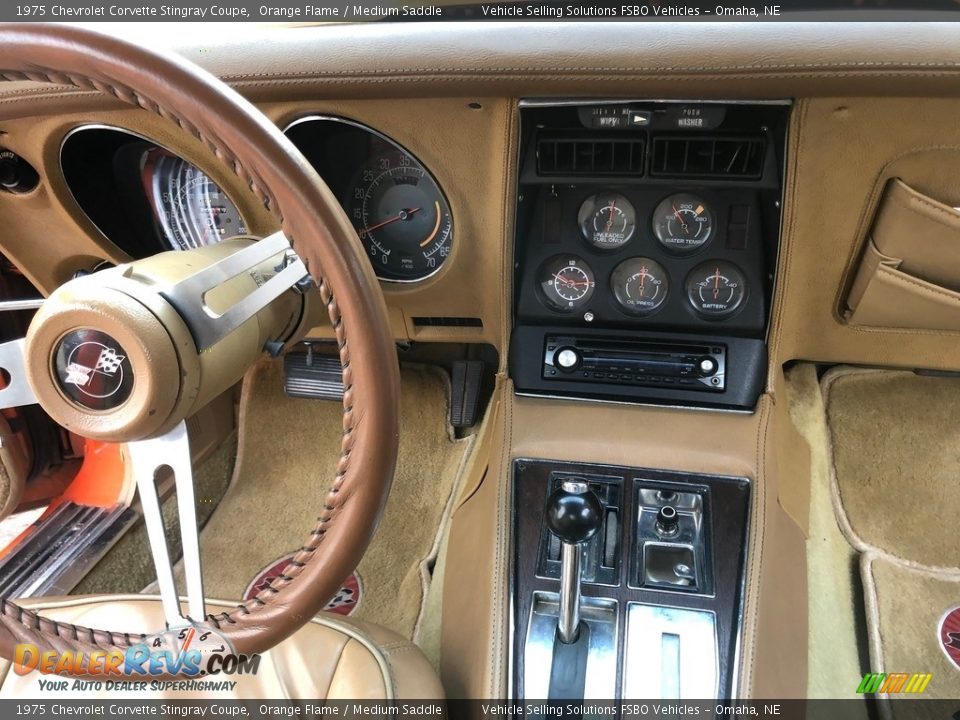 Controls of 1975 Chevrolet Corvette Stingray Coupe Photo #15