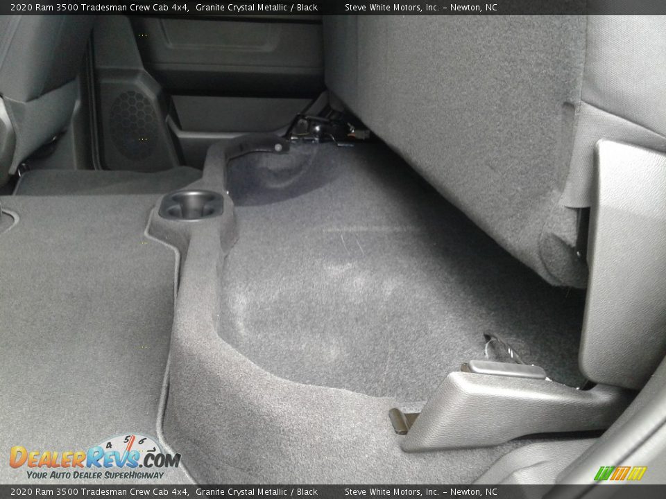 2020 Ram 3500 Tradesman Crew Cab 4x4 Granite Crystal Metallic / Black Photo #14
