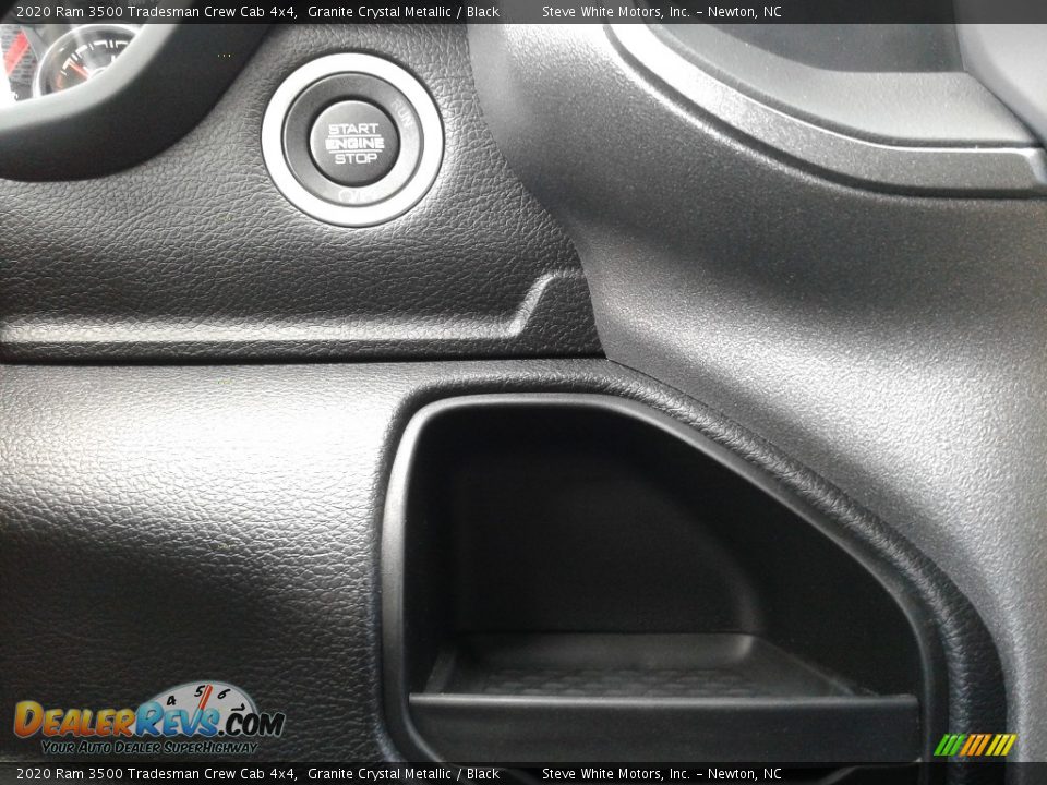 2020 Ram 3500 Tradesman Crew Cab 4x4 Granite Crystal Metallic / Black Photo #21