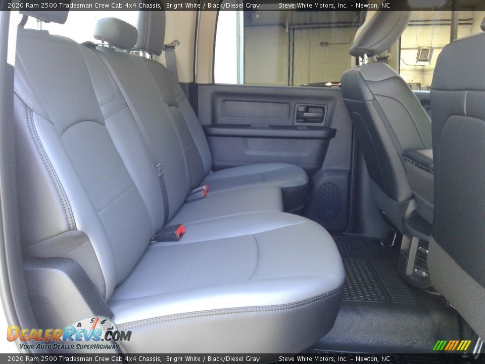2020 Ram 2500 Tradesman Crew Cab 4x4 Chassis Bright White / Black/Diesel Gray Photo #13