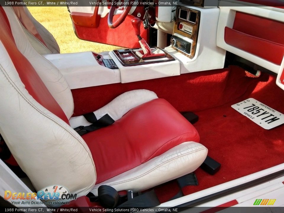 1988 Pontiac Fiero GT White / White/Red Photo #15