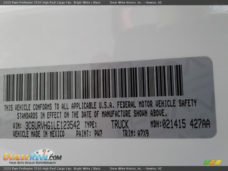 2020 Ram ProMaster 3500 High Roof Cargo Van Bright White / Black Photo #29