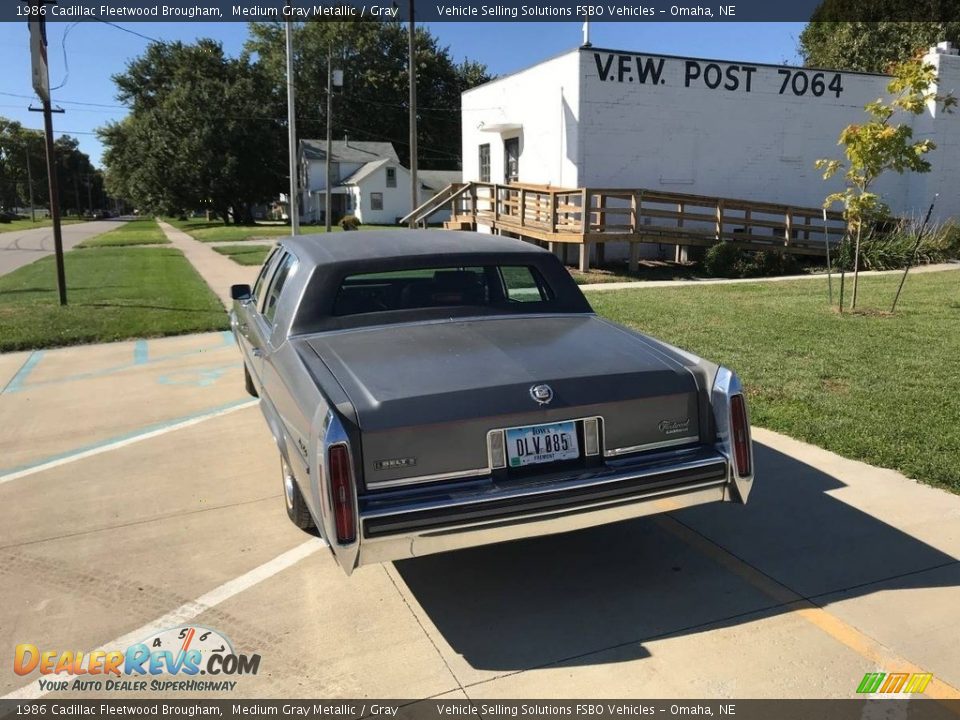 1986 Cadillac Fleetwood Brougham Medium Gray Metallic / Gray Photo #7